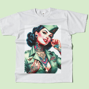Retro tätowierte Militärfrau T-Shirt