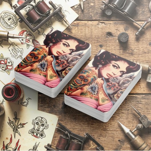 Retro tätowierte Pin-up Spielkarten