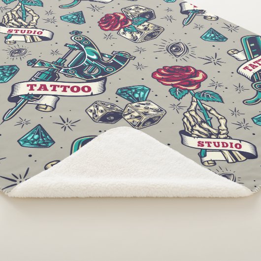 Retro Tattoo Muster Sherpadecke (3/4)