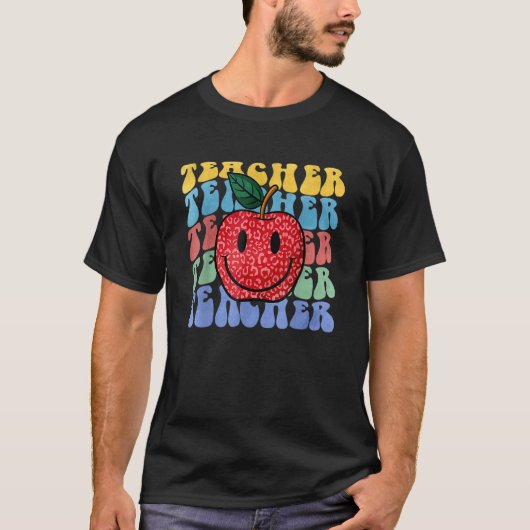 Retro Teacher Apple Leopard Groovy Back To School T-Shirt (Vorderseite)