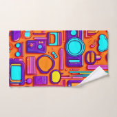 Retro Tech Pop: Nostalgische Gadget Collage Badhandtuch Set (Handtuch)