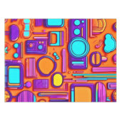 Retro Tech Pop: Nostalgische Gadget Collage Tischdecke (Vorderseite (Horizontal))
