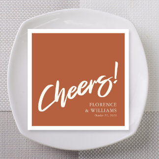 Retro-Terrakotta-Bürstenschrift Cheers Hochzeit Serviette