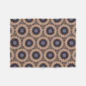Retro-Themed Bold Gray & Brown Blooms Fleecedecke (Vorderseite (Horizontal))