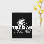 Retro This Is An Outrage Quote Meme Cat Cute Funny Karte (Gelbe Blume)