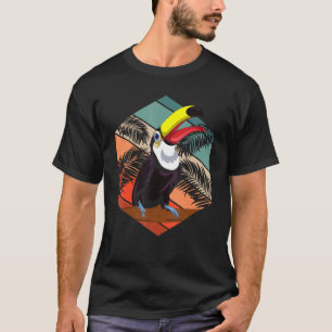 Retro Toucan Tropical Bird Rainforest Animal Tou T-Shirt