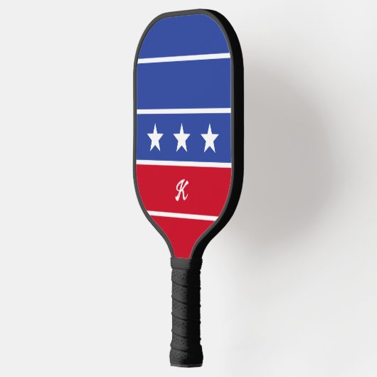 Retro Trendy Stripe American Flag Mit Monogramm Pickleball Schläger (Links)