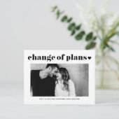 Retro Typografie Änderung der Pläne Foto Hochzeit Ankündigungspostkarte (Stehend Vorderseite)