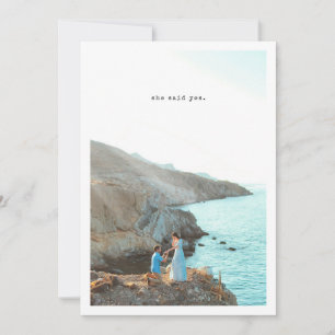 Retro Typografie sagte sie Ja Engagement Partei Einladung