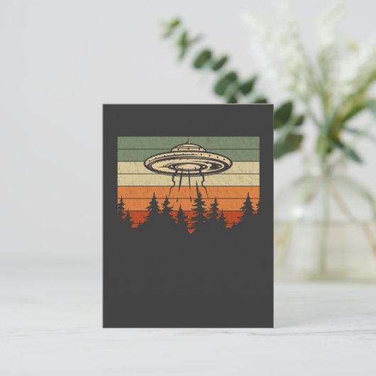 Retro UFO Alien Entführung Forest Spaceship Postkarte (Stehend Vorderseite)