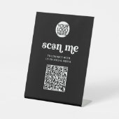 Retro und Boho | Black Scan Me QR Code Sockelschild (Vorderseite)