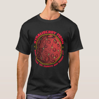 Retro und Vintage Erdbeermond im Weltraum T-Shirt