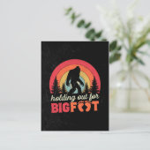 Retro Valentine Day-Geschenk für Bigfoot Postkarte (Stehend Vorderseite)
