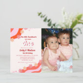 Retro Valentine Sweetheart Gemeinsamer erster Gebu Einladung (Stehend Vorderseite)