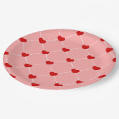 retro Valentinstag Punkte Herzen rosa rot Pappteller (Schrägansicht)