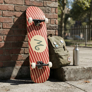 Retro Varsity Karmesinrot und Creme Streifen Monog Skateboard