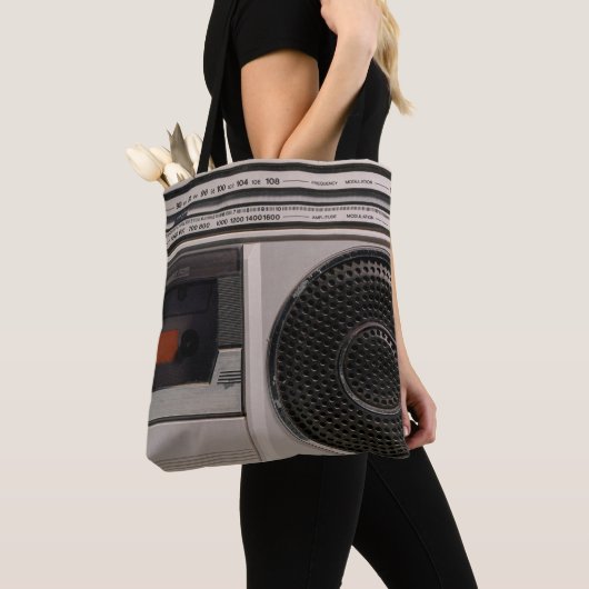 Retro veraltete tragbare Stereo-Radio-Reco Tasche (Von Nahem)