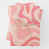 Retro Vibe Liquid Swirl Abstraktes Muster in rosa Geschenkpapier Set (Beispiel)