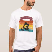 Retro Vibes and Silhouette Rider Charm T-Shirt (Vorderseite)