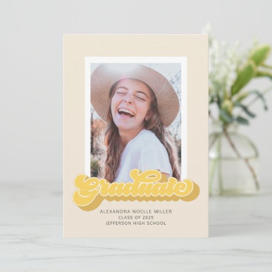 Retro Vibes (Gelb) Foto Abschluss Ankündigung (Stehend Vorderseite)