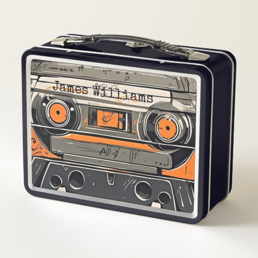 Retro Vibes: Personalisiertes handGezeichnet Kasse Metall Brotdose (Rückseite)
