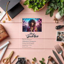 Retro Vibes Trendy in meiner Graduiertenparty