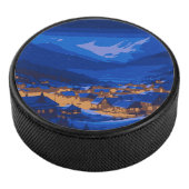 Retro Village Mountain Blue Gold Landschaft Eishockey Puck (3/4)