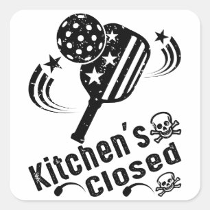 Retro Vintag Funny Pickleball Kitchen's Closed Quadratischer Aufkleber