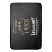 Retro Vintag Monogramm personalisierter Geburtstag Badematte (Vorderseite Vertikal)