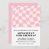Retro Vintag Pink Checkered 99. Geburtstag Einladung (Vorne/Hinten)