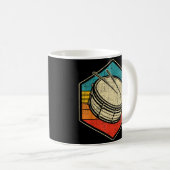 Retro Vintag Snare Drum - Marching Band Drumline Kaffeetasse (VorderseiteRechts)