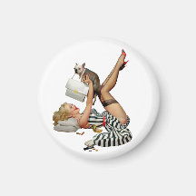 Retro-Vintage-Blondine als Pin-Up-Girl mit Hund