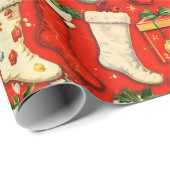 Retro Vintage Christmas stockings Red Geschenkpapier (Rolleneckpunkt)