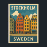 Retro Vintage Travel Stockholm Schweden Altstadt Postkarte<br><div class="desc">Entdecken Sie die Eleganz Skandinaviens mit dieser urigen,  von Touristen inspirierten Postkarte mit Stockholm,  Schweden. Dieses Stück zeigt die historische Architektur der Stadt und den zeitlosen Charme in klassischen Retrotönen und spiegelt den Geist der wunderschönen schwedischen Hauptstadt wider.</div>