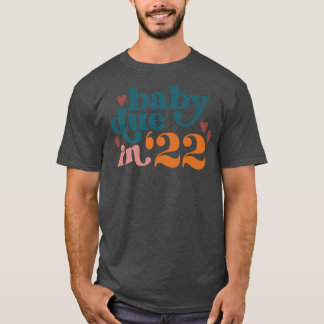 Retro Vintages Baby wegen 22 Schwangerschaft Ankün T-Shirt