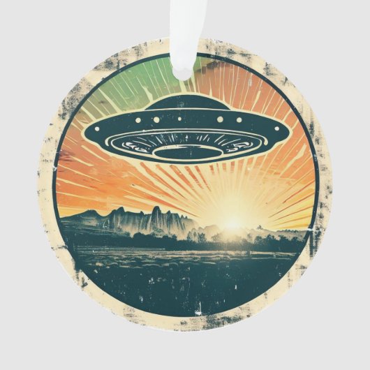 Retro Vintages UFO im Sonnenuntergang Ornament (Vorderseite)