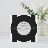 Retro Vinyl Record Modern Chic Wedding Invites Einladung (Stehend Vorderseite)