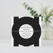 Retro Vinyl Record Moderne schicke Hochzeitseinlad Einladung (Stehend Vorderseite)