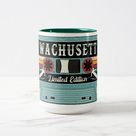 Retro Wachusett Mountain Ski Zweifarbige Tasse (Mittel)