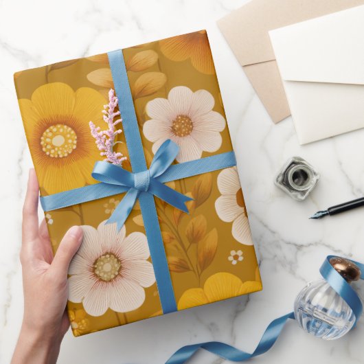 Retro-Warmton-Blumen-Senf-Blumenmuster Geschenkpapier (Schenken)