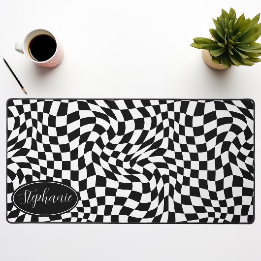 Retro Wave: Modernes, schwarzes Schachbrett Schreibtischunterlage