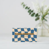 Retro Wavy Checkerboard Funky Blue Beige Visitenkarte (Stehend Vorderseite)