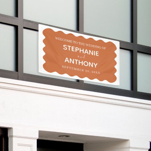 Retro Wavy Edge Terracotta Wedding Banner (Äußeres Gebäude)