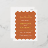 Retro Wavy Edge Terracotta Wedding Folie Einladungspostkarte (Vorderseite/Rückseite)