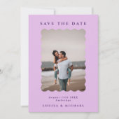 Retro Wavy Foto & QR Code Lilac & Lila Hochzeit Save The Date (Vorderseite)