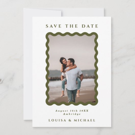Retro Wavy Frame Foto Grün & Weiß Hochzeit Save The Date (Vorderseite)