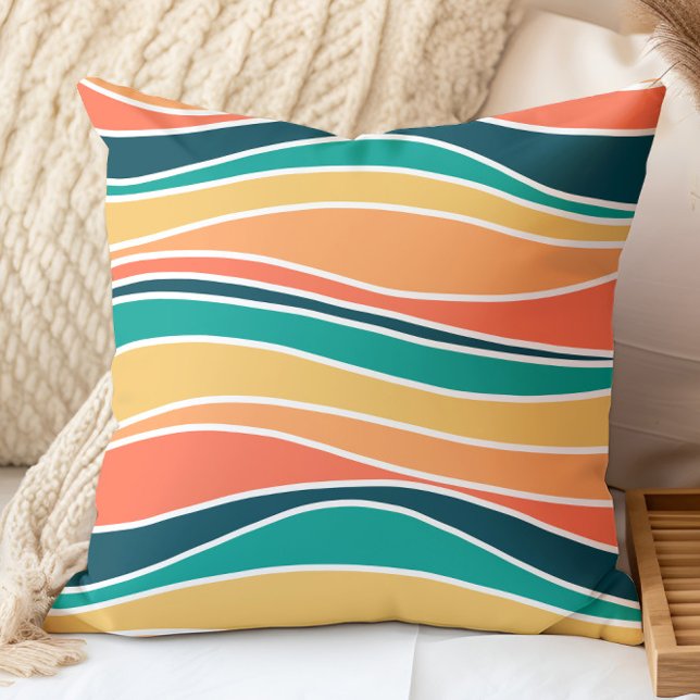 Retro Wavy Lines Muster Aquamarin, orange, gelb Kissen (Von Creator hochgeladen)