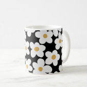 Retro White Gelb Big Daisy Blume Schwarzes Design Kaffeetasse (VorderseiteRechts)
