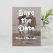 Retro White Text Overlay 2 Foto QR Code Hochzeitsc Save The Date (Stehend Vorderseite)