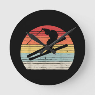 Retro-Wintersport Skifahren Runde Wanduhr